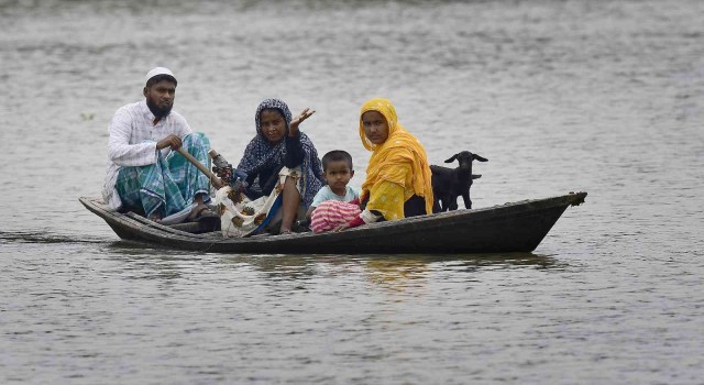 Hindistan ve Bangladeşteki sellerde can kaybı 124e yükseldi