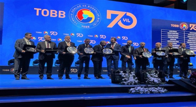 Hisarcıklıoğlundan Kazım Yılmaza hizmet ve şeref belgesi