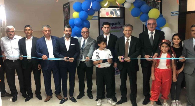 Huzurkentte 100bin Gülücük Kütüphanesi açıldı