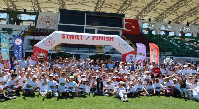 Iğdırda 2. Kayısı Cup Festivali başladı