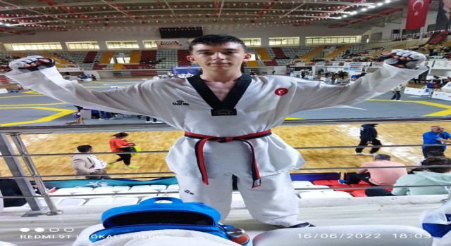 İkinci kez kez Türkiye Taekwondo Şampiyonasında birinci oldu
