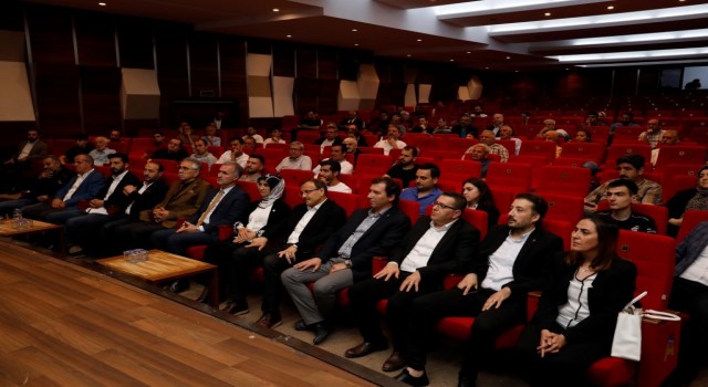 İnegölde ‘Ekonomi ve Dış Politikada Neler Oluyor semineri