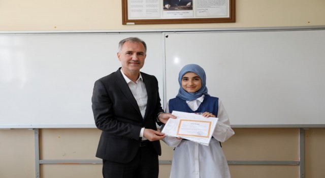 İnegölde karne heyecanı