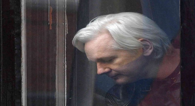 WikiLeaksın kurucusu Assange ABD'ye iade edilecek