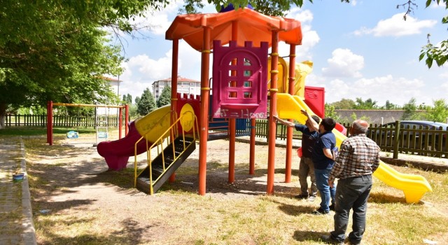 İnönüde parklar yenileniyor