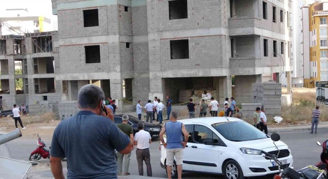 İnşaatın 11inci kattan düşen işçi hayatını kaybetti