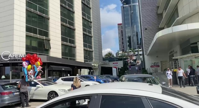 İş adamı Ali Ağaoğlu kalp krizi geçirdi. Ağaoğlu, Ataşehirde özel bir hastaneye kaldırıldı.