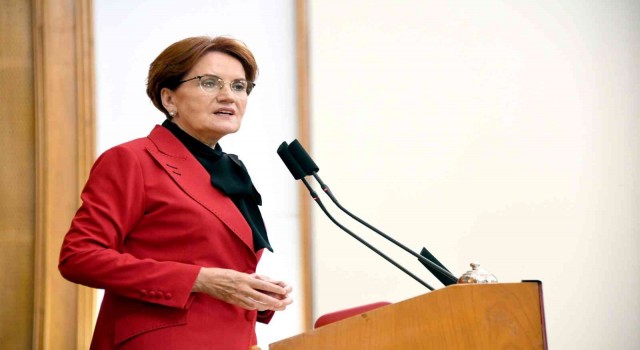 Meral Akşener: "Türk milleti olarak çok büyük bir imtihandan geçiyoruz"
