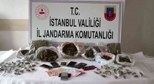Jandarmadan nefes kesen uyuşturucu operasyonu