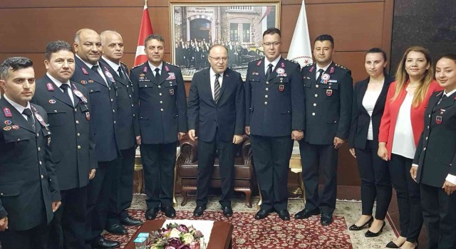 Jandarmadan Vali Tutulmaza ziyaret