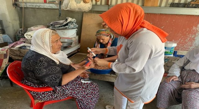 Kadirli Belediyesinin evde sağlık hizmeti devam ediyor