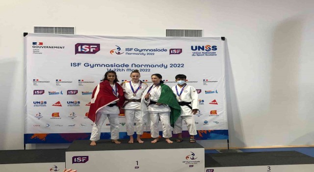 Kağıtsporlu Yıldız, Fransadan gümüş madalya ile döndü