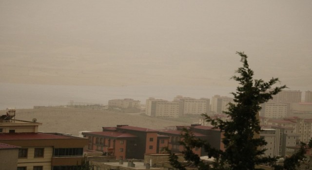 Kahramanmaraşta toz bulutları etkili oluyor
