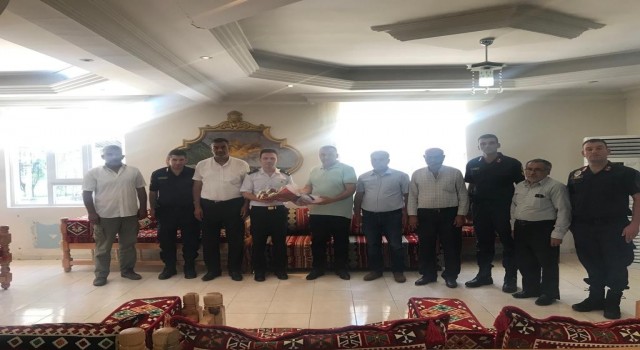 Kahtalı esnaflar İlçe Jandarma Komutanıyla bir araya geldi