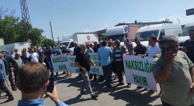 Kapıkulede tır şoförlerinden eylem