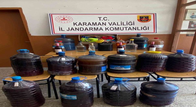 Karamanda evinde sahte içki üreten 1 kişi yakalandı