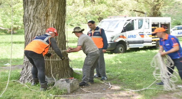 Karsta AFAD eğitimleri devam ediyor