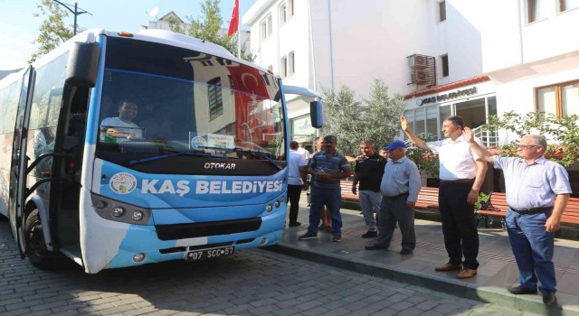 Kaş Belediye Spor güreş takımı Edirneye uğurlandı