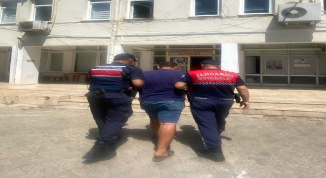 Kaşta hırsızlıktan aranan şüpheli yakalandı