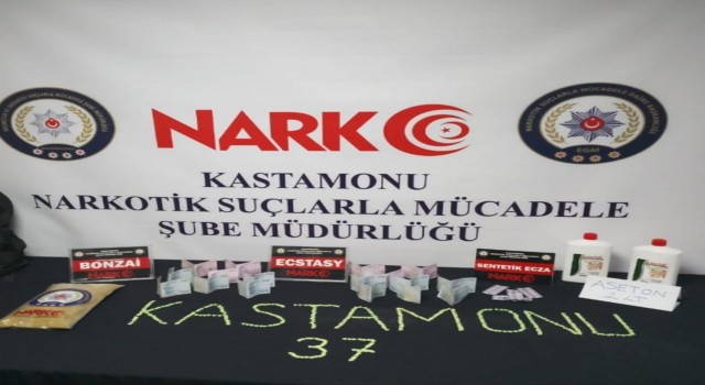 Kastamonuda uyuşturucuya geçit verilmedi : 2 tutuklama