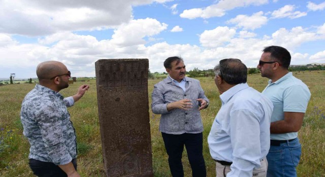 Kayıp olan ‘Ahlat Tarihi adlı kitabı bulup getirene 60 bin lira ödül