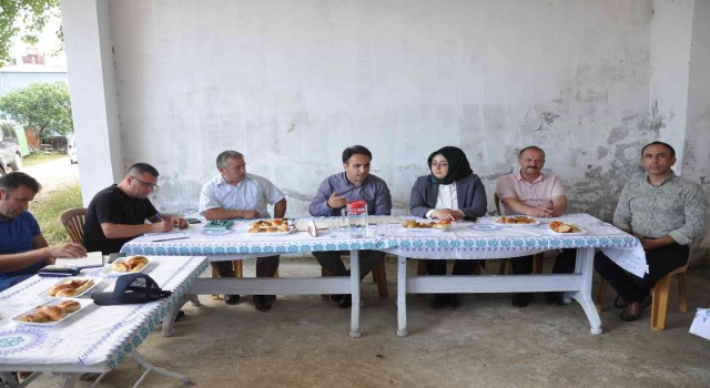 Kaymakam Dundar, sorunları yerinde dinledi