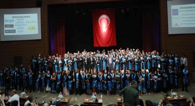 KAYÜ Uygulamalı Bilimler Fakültesi İlk Mezunlarını Verdi