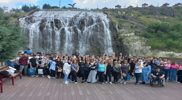 Keçiörenli gençler YKS stresini piknikte attılar