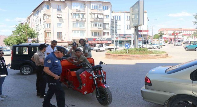 Keşandaki huzur ve güven uygulamalarında aranan 2 kişi yakalandı