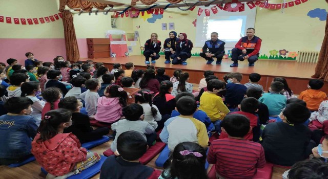 Kiliste 112 Acil Çağrı hattı 27 bin 500 öğrenciye tanıtıldı