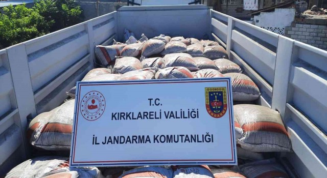 Kırklarelide 1 milyon 600 bin TLlik sahte gübre vurgununu jandarma engelledi