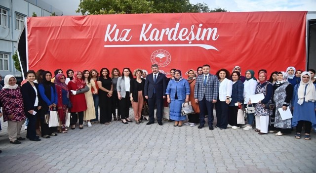 Kız Kardeşim eğitimine katılanlara belgeleri verildi