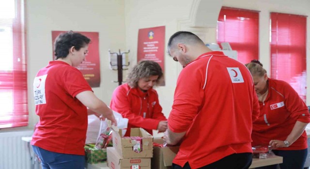 Kızılay, Batı Karadenizdeki sel felaketine müdahale etmek için sahaya intikal etti
