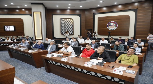 Körfez Belediyesinden hayvan yetiştiricilerine büyük destek