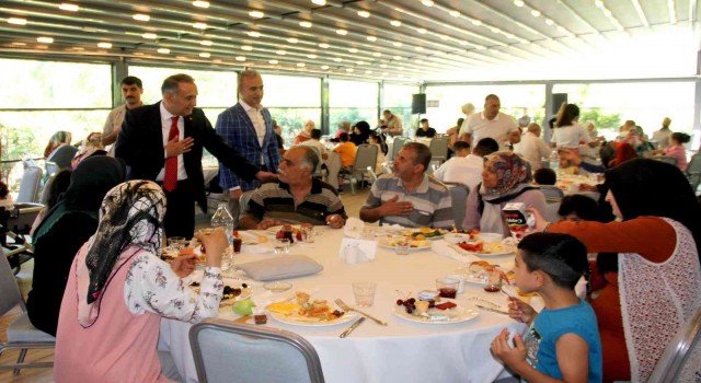 Koruyucu aileler bir araya geldi