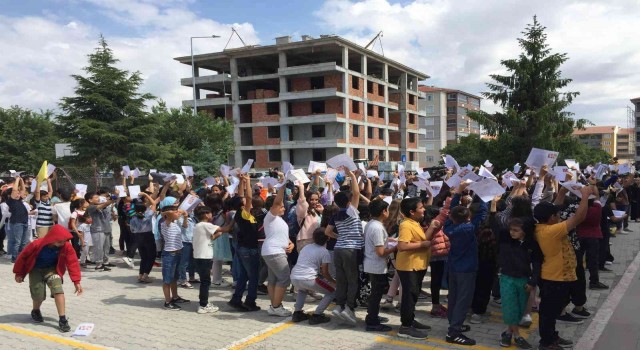 Kuluda 7 bin 731 öğrenci karne sevinci yaşadı
