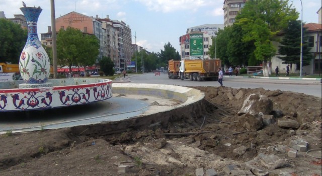 Kütahyada Zafer Meydanı projesi başladı
