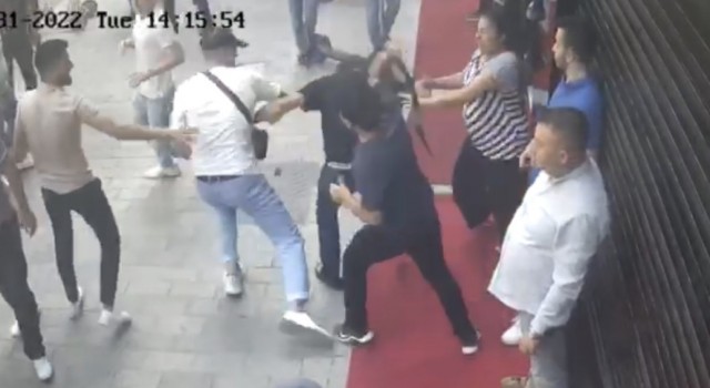 Lalelide savaş meydanlarını aratmayan kavga kamerada
