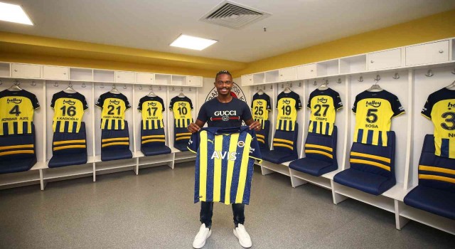 Lincoln Henrique: “Fenerbahçe için sahada her şeyi vereceğim”