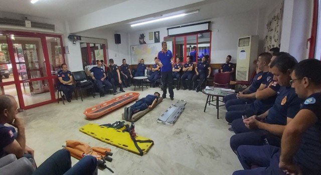Manisadan dünya standartlarına uygun arama kurtarma ekibi