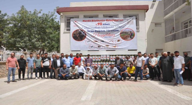 Mardinde besicilere sırt pompası ve ilaç desteği