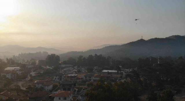 Marmariste baş döndüren hava trafiği