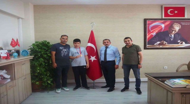 Masa tenisi Türkiye şampiyonu Çorludan