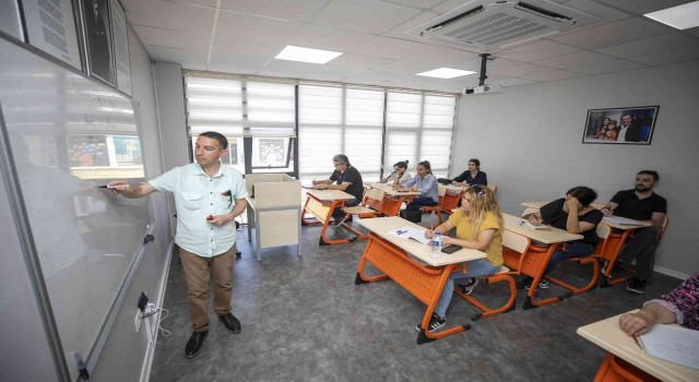 MERCEKte dil kurslarına yoğun ilgi