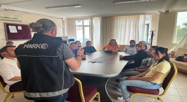Mersinde En İyi Narkotik Polisi Anne eğitimi verildi