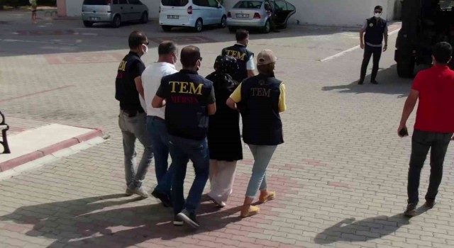 Mersinde FETÖ hükümlüsü ihraç polis memuru ile öğretmen yakalandı