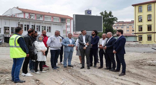 Meydan projesinde çalışmalar hızla devam ediyor