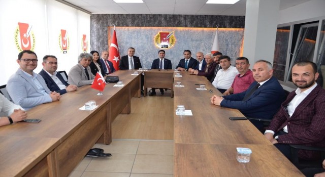 MHPli Özdemirden KGCye ziyaret