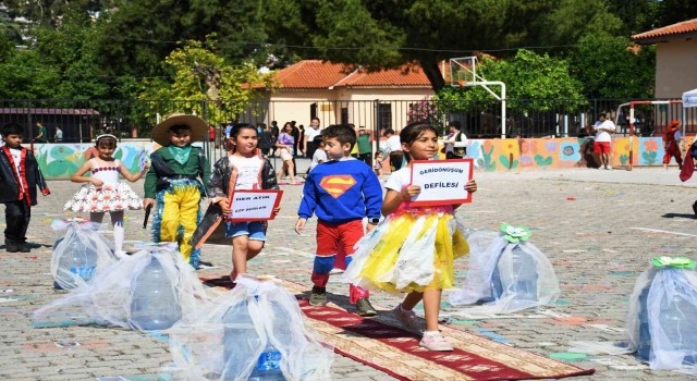Milasta öğrenciler şenlikte eğlendi