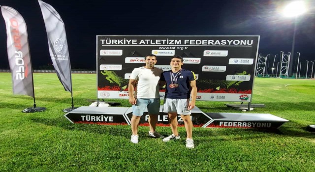 Milli atlet en iyi derecesini koştu